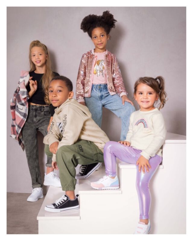 Isabella, Ava Noemi, Kilian & Romy @kik.de 💜 #anzeige #werbung #kidsfashion #fashionkids #minimodel #kidsagency #kindermodel #kidsmodels #kindermodelagentur #modelkids